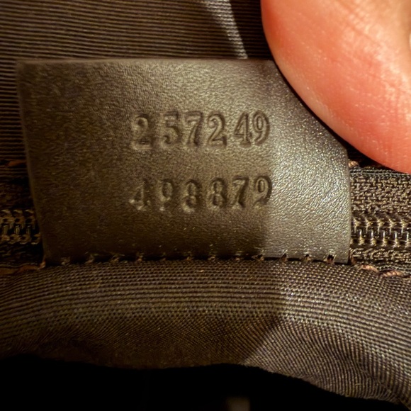 Gucci Brown GG Supreme Canvas Tote with Dark Brown Leather Trim - Picture 16 of 16